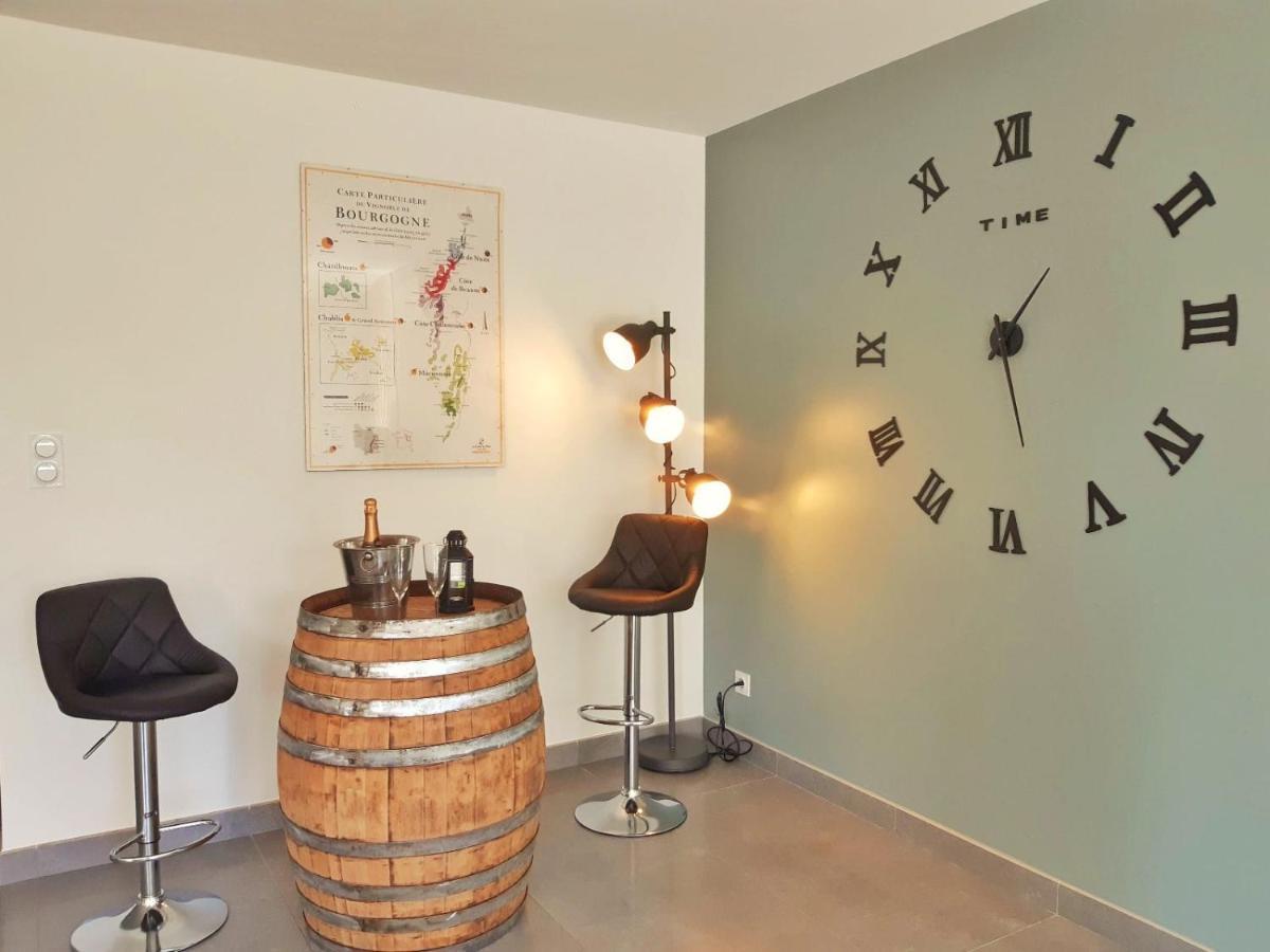 Apartment Le Green'spa - Dijon - Spa-jardin-parking Prive Longvic
